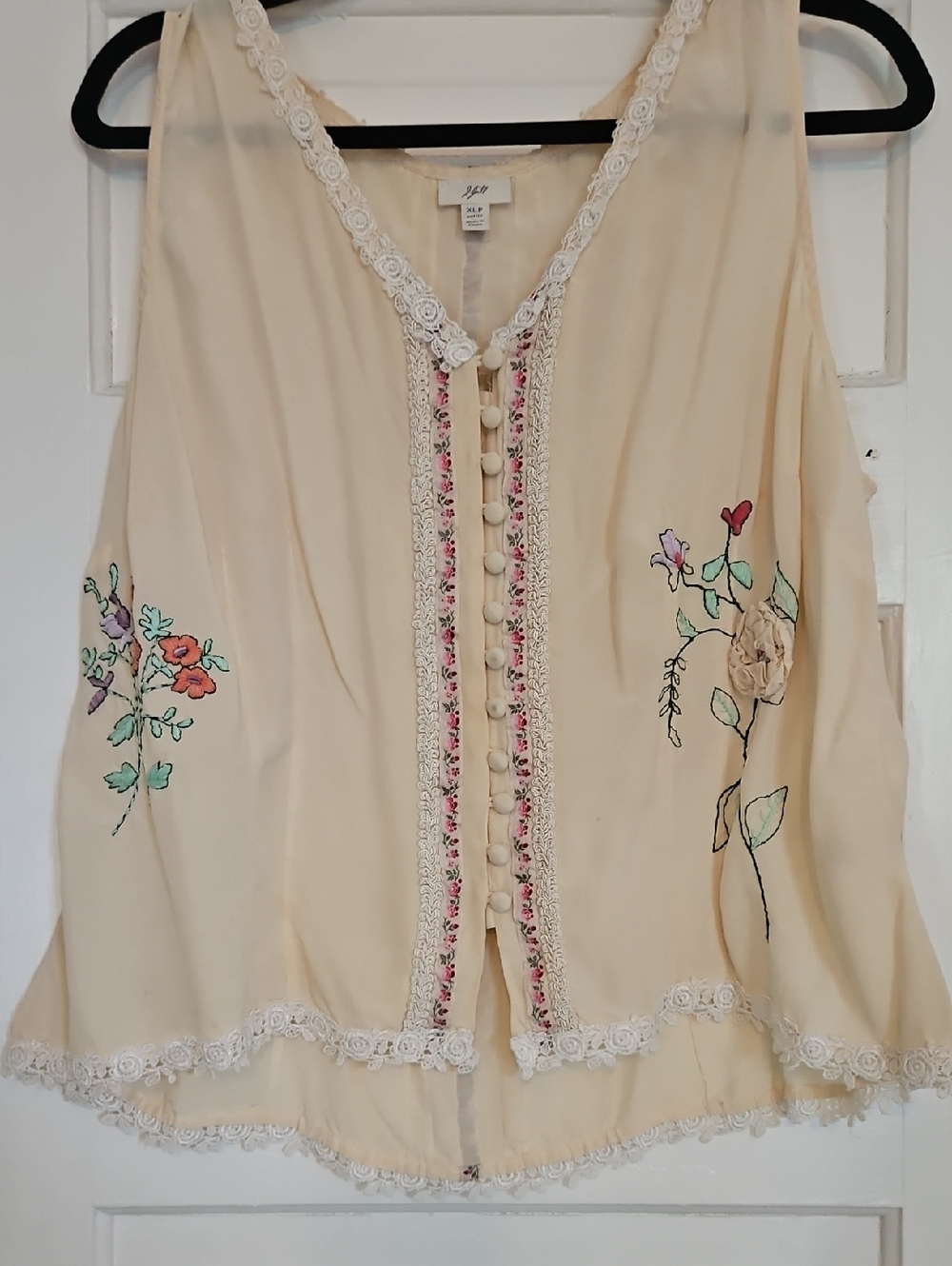 J. Jill Cream Embroidered Lace-Trim Camisole
